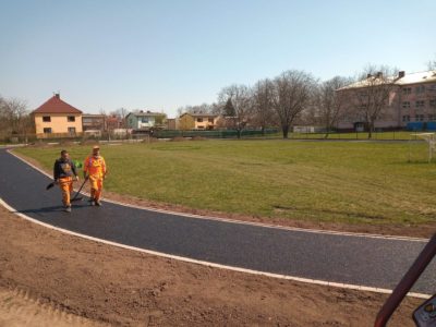 pokládka asfaltu a opravy silnic