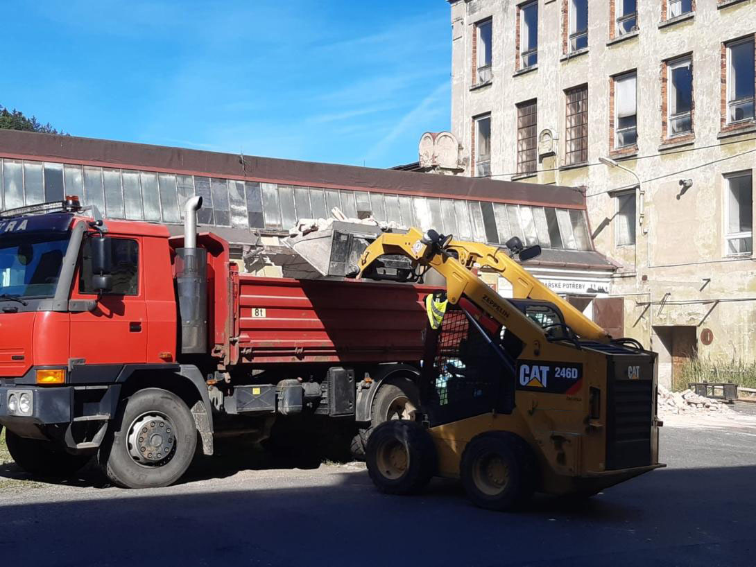 Demolice a odstraňování staveb: bezpečný začátek každého nového projektu